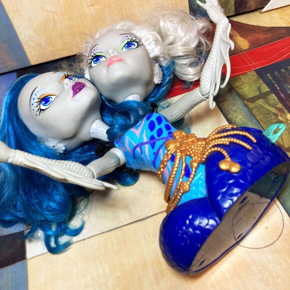 Monster High Peri and Pearl Serpentine Styling Head 2-Headed Doll Play Hair - Picture 8 of 10